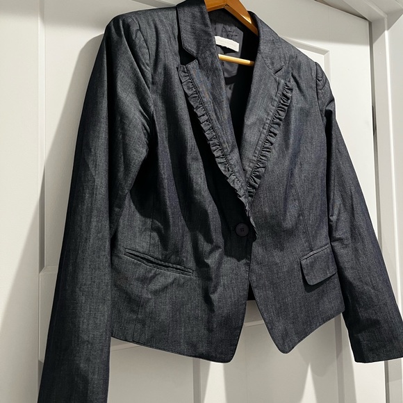 Lightweight Denim pant suit. - Picture 2 of 4